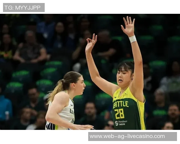 李月汝化身高炮终结连败三分球表现出色应被重用